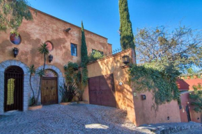 Casa Puesta del Sol w/views slps 8 3 bths 3 bed